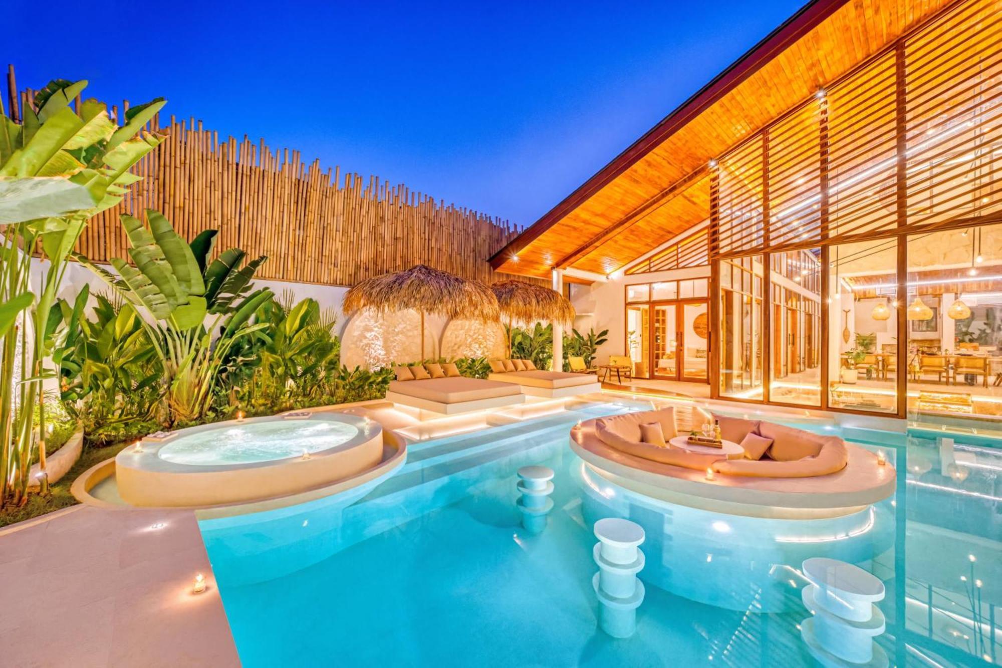 Orlando - Brand New 9br Jacuzzi Cinema *