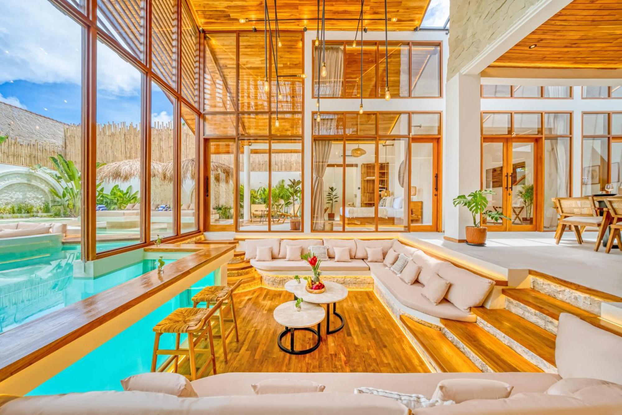 Orlando - Brand New 9br Jacuzzi Cinema Villa Seminyak (Bali)